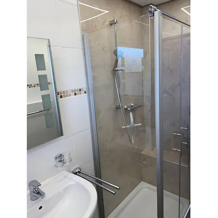 Moewenblick Apartament *